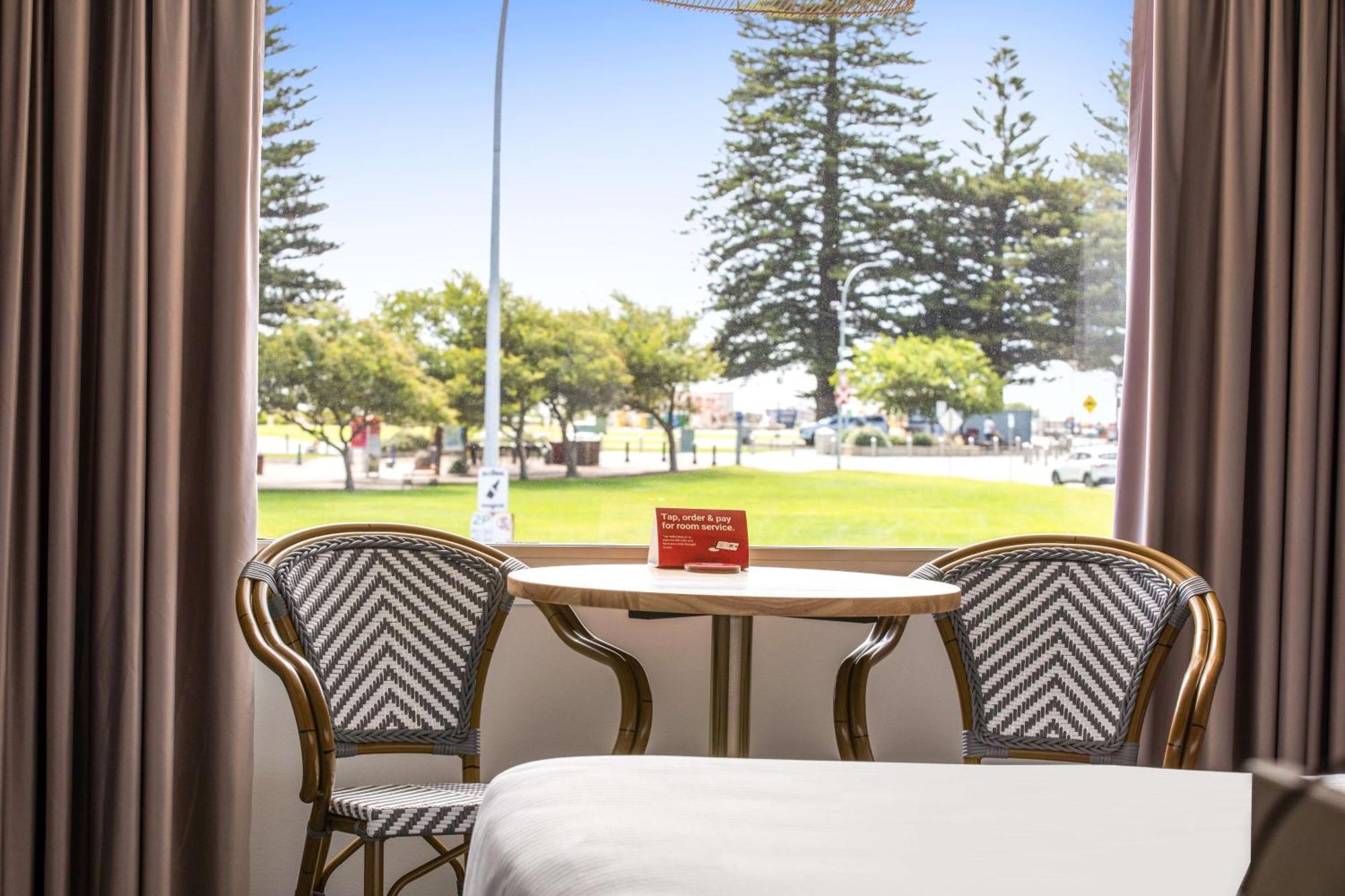 Nightcap At Hotel Victor Victor Harbor Dış mekan fotoğraf